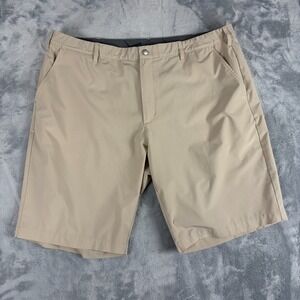 TGW Tiger Woods Golf Shorts Size 42 Performance Prep Stretchy Waist Beige Active